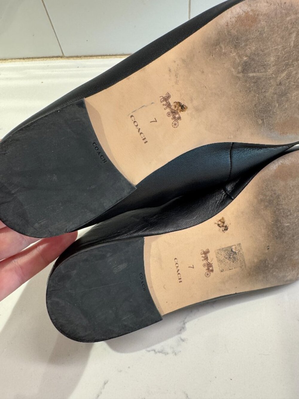 Coach Sienna Black Leather Slip On Loafer Slides Womens 7B C5770 Gold Hardware D - Picture 9 of 10